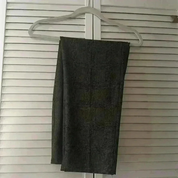 Zara high raise pants - like new - Picture 7 of 8